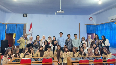 Dosen dan Mahasiswa Psikologi UST Gelar Kegiatan Healing Peer Group dan Regulasi Emosi di SMAN 1 Sem